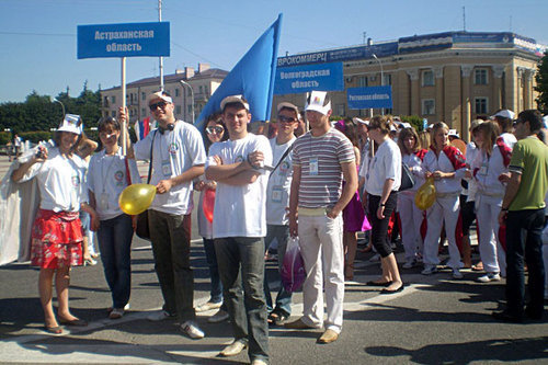 Фестиваль "Студенческая весна на Кавказе". Нальчик,  12 июня 2009 г.  Автор - корреспондент "Кавказского узла" Луиза Оразаева