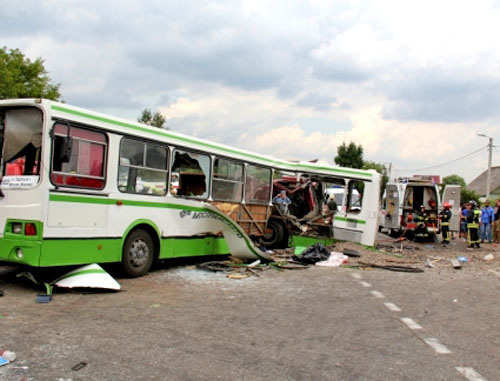 ДТП под Подольском с участием "КамАЗа и автобуса. Московская область, 13 июля 2013 г. Фото: mchs.gov.ru