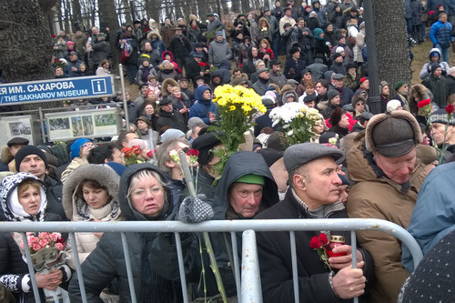 Очередь на панихиду по Борису Немцову. Москва, 3 марта 2015 г. Фото Вячеслава Ферапошкина для "Кавказского узла"