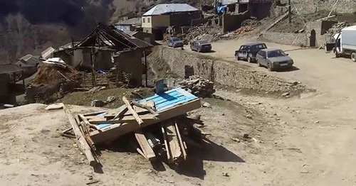 Село Кенхи в Шаройском районе Чечни. Кадр из видео пользователя Стандарт Медиа https://www.youtube.com/watch?v=EhzCawq-RpQ