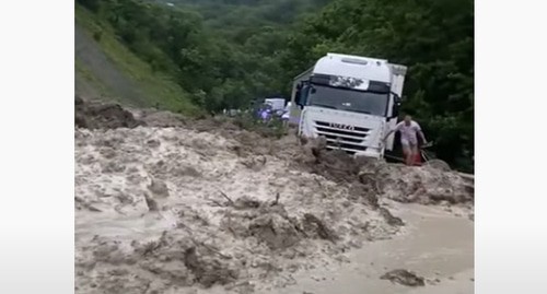 Трасса Джубга-Сочи после схода селя 05.07.2021. Кадр видео 
видео краснодар https://www.youtube.com/watch?v=YlGFx1BjWaI