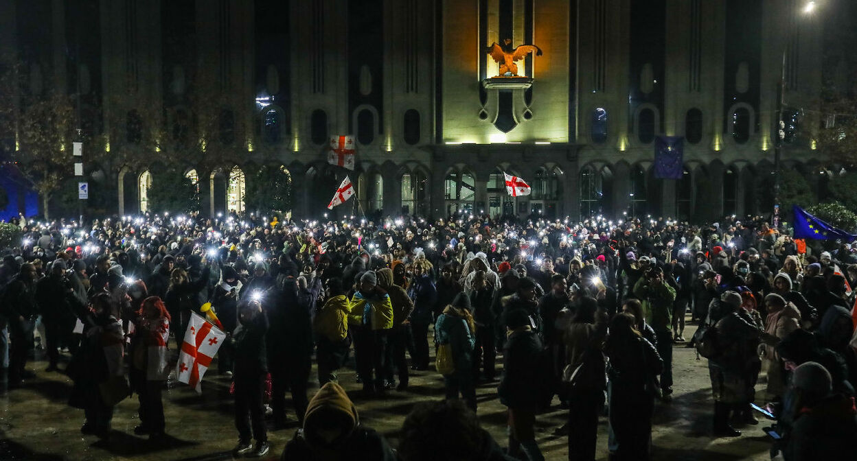 Участники акции протеста в Тбилиси. 7 октября 2024 г. Фото Азиза Каримова для "Кавказского узла"