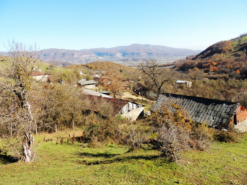 Часть домов села Гарнакар.